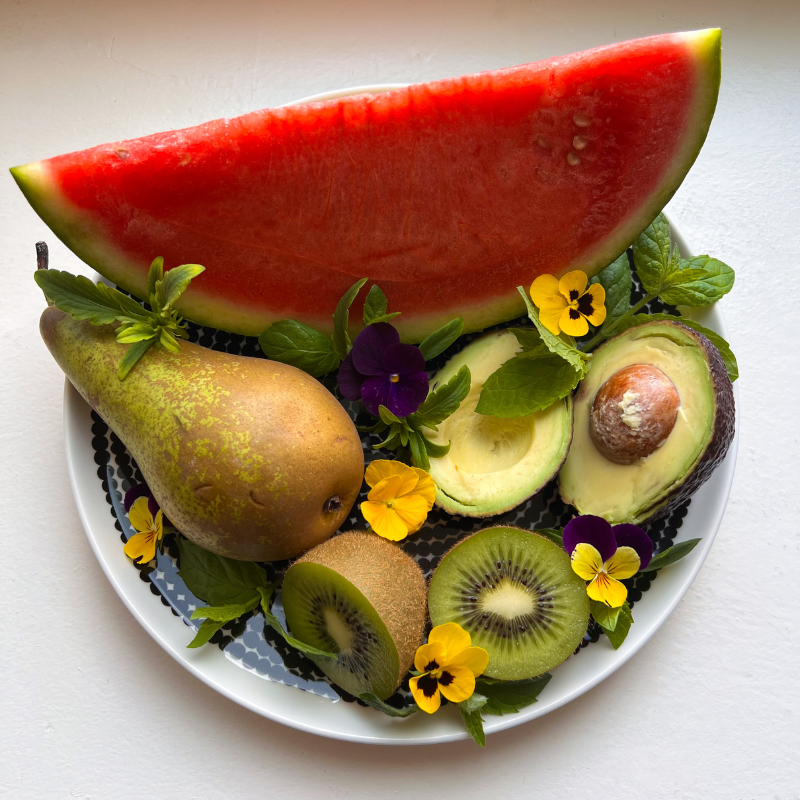 Terveyshyötyjä kesän hedelmähyllyltä